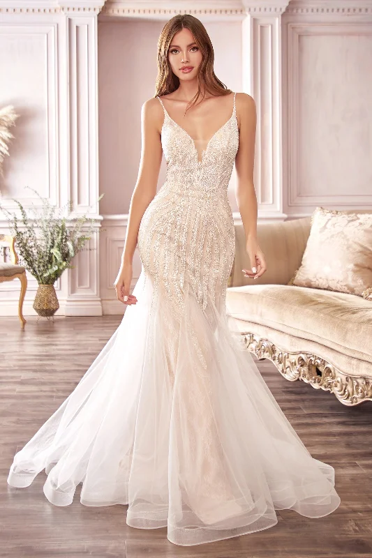 **Cinderella Divine: Enchanting Bridal Gown for Your Fairytale Wedding** Timeless Wedding Dress