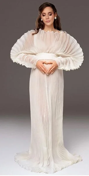 W201,  White Maternity Gown (All size)pp Simple Wedding Gown