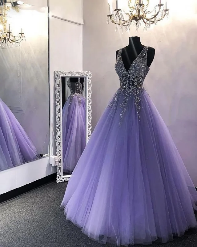 Amazing V Neck Beading Lavender Corset Ball Gown Puffy Girls Sweet Quinceanera Dresses, Corset Prom Gown outfits Striped unclassified dresses